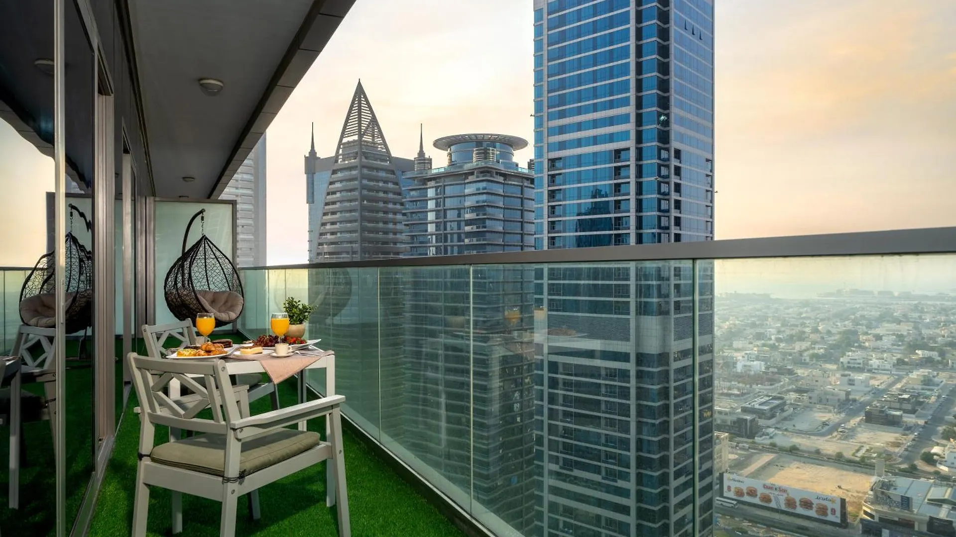 Burj Khalifa Infinity Pool 2Br Sea & City View Dubai