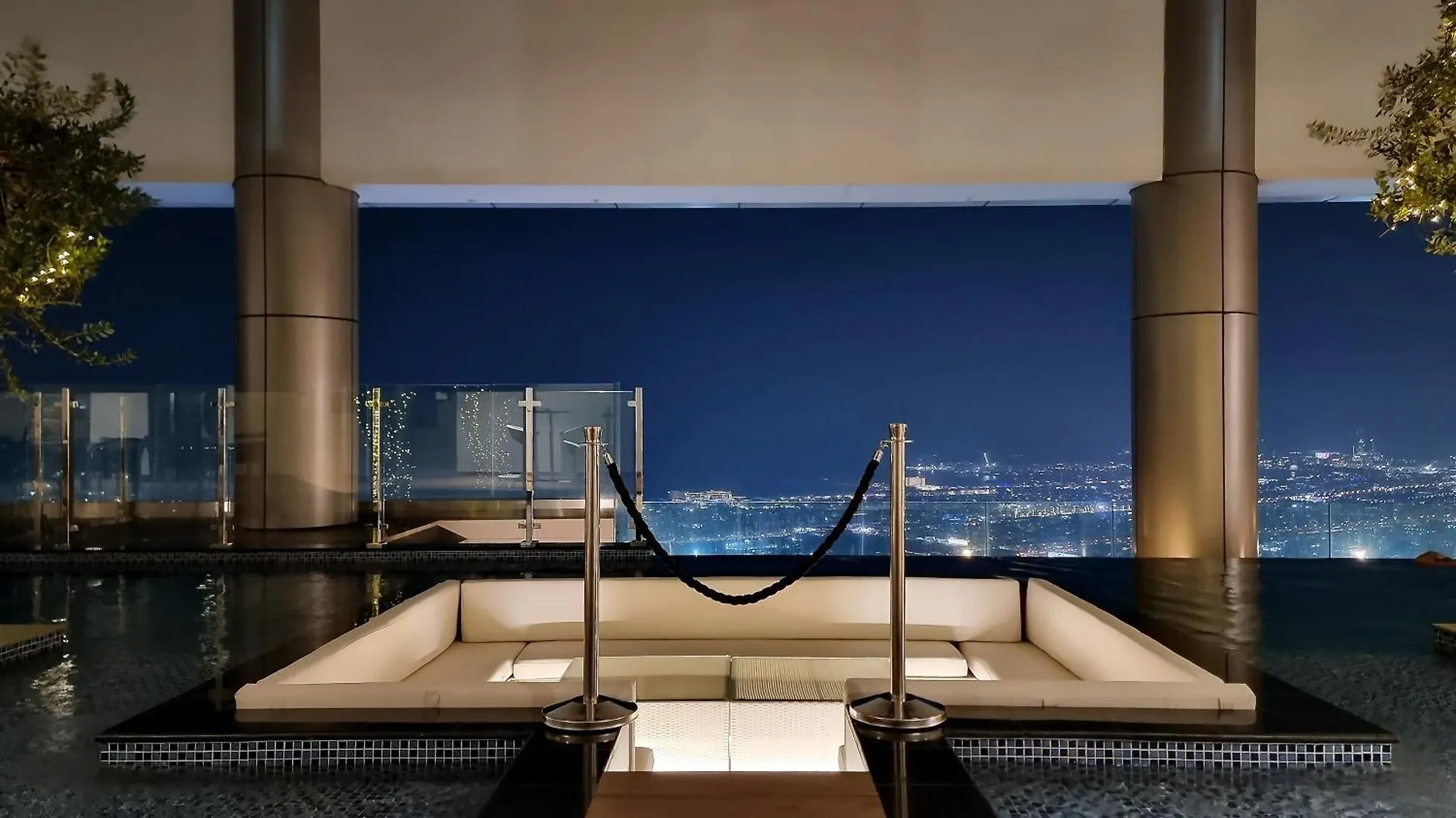 Burj Khalifa Infinity Pool 2Br Sea & City View Dubai 0*,  United Arab Emirates